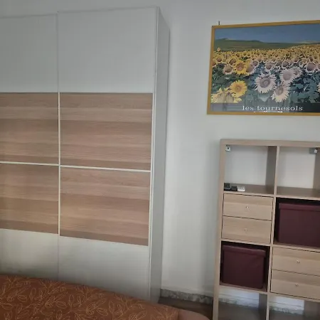 La Casetta Di Laura Al Gemelli-vaticano Apartment